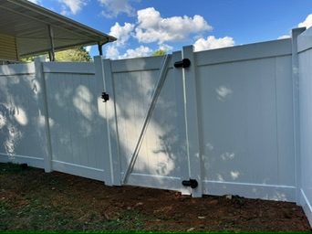 Aluminum residential fence installation Knoxville TN