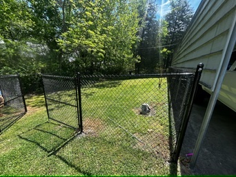 Aluminum estate fence with decorative pickets, Knoxville residential fencing