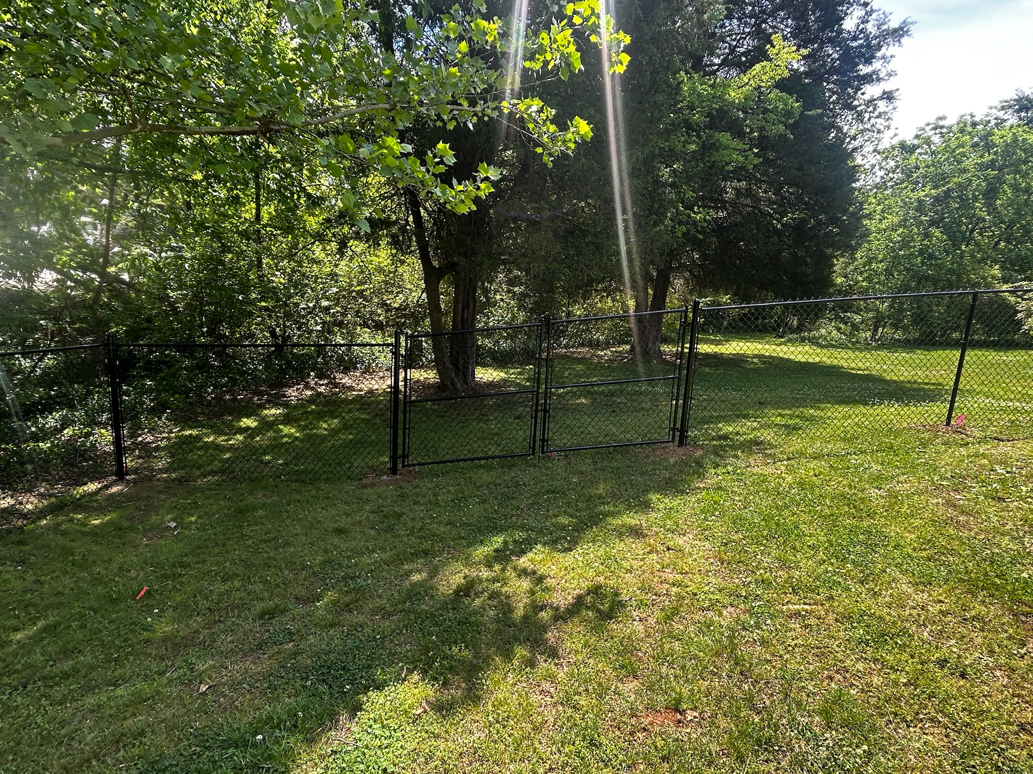 Chain link fence with double drive gate, commercial fencing Knoxville TN